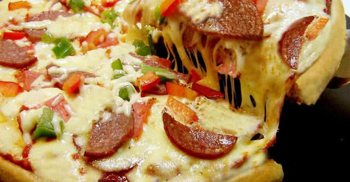 Cách làm pizza bằng nồi cơm điện