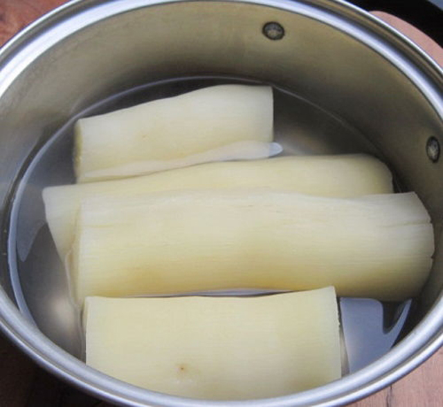 Cách nấu khoai mì nước cốt dừa